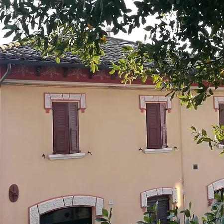 Da Nonna Iolanda Отель Коринальдо