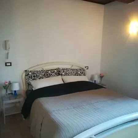 Da Nonna Iolanda Отель Коринальдо